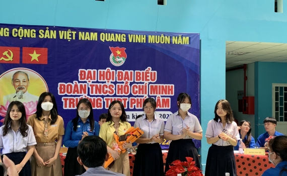 Đại hội Đoàn TNCS Hồ Chí Minh Trường THPT Phú Lâm nhiệm kì 2021-2022